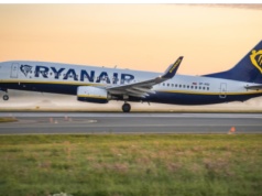 Ryanair rezygnuje z papierowych kart pokładowych. Od 12 listopada tylko cyfrowe