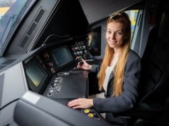 Pociąg do pociągów. Aleksandra od siedmiu lat doskonali kolejową makietę, Marlena została maszynistką