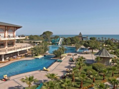 Nowy trend na Boże Narodzenie. Polacy chcą spędzać święta za granicą