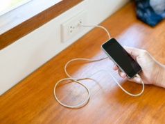 Google bierze się za aplikacje drenujące baterię. Jeszcze mu za to podziękujemy