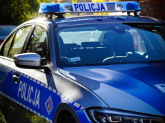 Trzej poszukiwani w rękach funkcjonariuszy. 28-latek dawał narkotyki osobom małoletnim