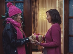 T-Mobile już zaczyna święta. Smartfony od 5 zł i prezenty dla klientów