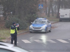 Kara więzienia za przekroczenie prędkości? MS odpowiada na obawy kierowców – więzienie tylko za rażącą brawurę na drodze