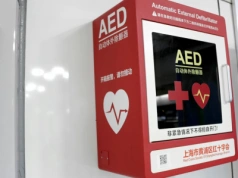 Defibrylator AED – jak technologia ratuje życie przy nagłym zatrzymaniu krążenia?