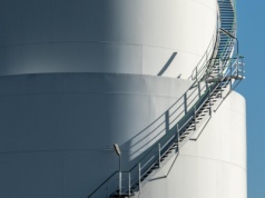 O bezpieczeństwie energetycznym w Święto Niepodległości. Budujmy magazyny paliw!