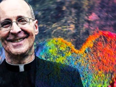 Skandal w USA z udziałem Jamesa Martina. Bierzmował jawnego homoseksualistę