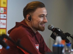 Matty Cash i nauka języka polskiego. "Zawsze musi paść to pytanie"