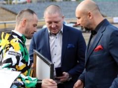 Żużel. Widziane zza Odry. O wesołym Romku i karuzeli (FELIETON)