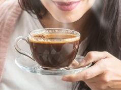 Filiżanka dziennie tej pierwszej to ryzyko, drugiej - samo zdrowie. Którą pijesz?