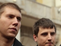 "Złoty chłopak" PiS z nową posadą. "Dysponent kalendarza prezesa"