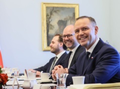 Emeryci dostaną dużo więcej pieniędzy. Prezent od prezydenta Nawrockiego