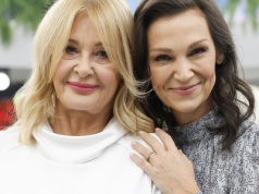 ​Siła kobiecej dojrzałości. Olga Bończyk i Majka Jeżowska o życiu na własnych zasadach