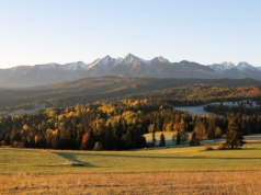 Stąd rozpościera się najlepszy widok na Tatry. Panorama zapiera dech w piersiach. Dotrze każdy