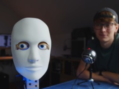 Polski Arystoteles z AI. Nikodem Bartnik pyta robota o sens życia