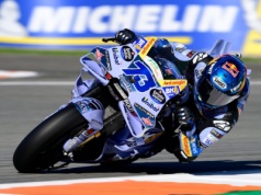 MotoGP: Alex Marquez wygrywa sprint w Walencji!