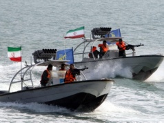 Władze potwierdziły przejęcie tankowca płynącego do Singapuru