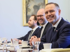 Przydacz do ambasadora Niemiec: Raport o stratach wojennych istnieje i wpływa na nasze relacje