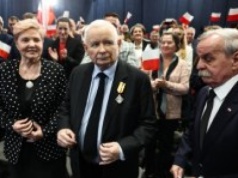 Kaczyński: Będziemy bronić Ziobry. Cała patriotyczna Polska byłaby w kajdankach
