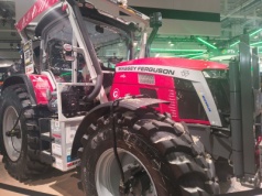 Massey Ferguson 8S Dyna E-Power – ciągnik, który pokonał pustynię. Ile palił jako “rajdówka”?