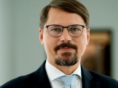 W Europie już dawno się z tych obowiązkowych szczepień wycofali!