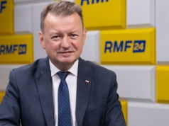 Karol Nawrocki próbuje wysłać prezesa Kaczyńskiego na emeryturę?