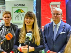 „Niewidzialne dzieci” – problem naszych czasów. W Grudziądzu o potrzebach najmłodszych