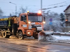 Nadchodzi pierwszy powiew zimy. IMGW ostrzega: możliwe opady śniegu i oblodzenia w regionie
