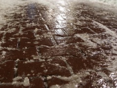 Uwaga na marznące opady! IMGW wydał ostrzeżenia dla pięciu województw