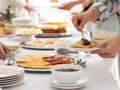 Obiad na tysiąc osób z okazji Światowego Dnia Ubogich