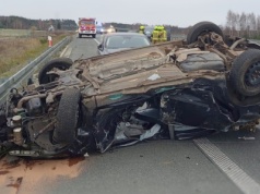 Karambol na Mazowszu. 34-latka cudem przeżyła. Tak wyglądało jej auto