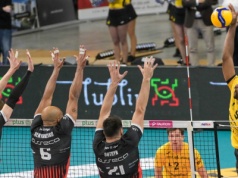 Odwrócili losy hitu PlusLigi! Siatkarze Asseco Resovii nadal niepokonani