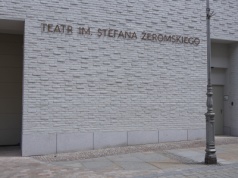 Jest odpowiedź marszałek w sprawie przejęcia teatru przez resort kultury