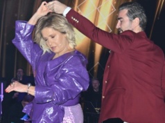 Ewa Kasprzyk błysnęła nóżką, gdy Kliment porwał ją do tańca. Co za sceny!