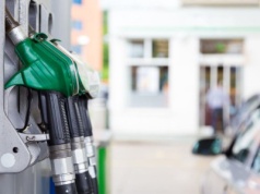 Ceny paliw zaskoczyły kierowców. W tych województwach za pełen bak zapłacimy najmniej