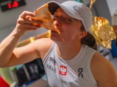 Nocny wpis Igi Świątek. Zdjęcie hitem internetu