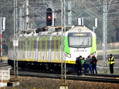 Dywersja na torach? Kontrowersyjna aukcja zatrzymana. 5 ważnych tematów na dziś