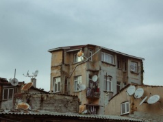 Ekspert ostrzega przed kupowaniem mieszkań od samorządów. Państwo zastawia na nas pułapkę