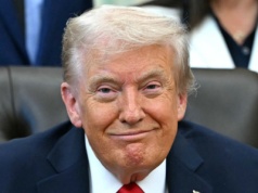 Szwajcarzy obdarowali Trumpa luksusowymi prezentami