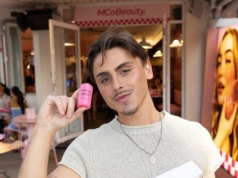 Zrobili z „dupes” biznes wart 600 milionów dolarów. Tak wygląda sukces na granicy prawa?