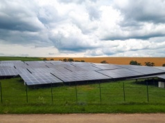 Ostatnie dni na dopłaty do OZE. Rolnicy ruszyli po pieniądze na fotowoltaikę i biogazownie