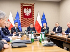 Spotkanie w MSWiA ws. dywersji na trasie kolejowej Warszawa–Lublin. „Winni odpowiedzą za ten akt agresji”