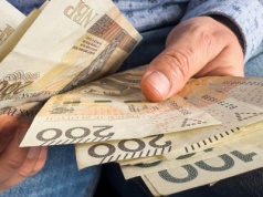 1127 zł niezależnie od dochodu﻿. ZUS rozszerza to świadczenie