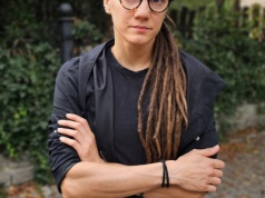 „Albo będziesz żyła ze mną, albo w ogóle”. O mechanizmach przemocy w filmie „Dom dobry”