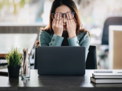 Jak rozpoznać wypalenie zawodowe i radzić sobie z nim? „Coachingi, zajęcia sportowe i sabbaticale są na nic”