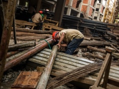 Masowo jadą do Polski. Za minimalną pensję utrzymają rodzinę przez kilka miesięcy