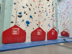 Bezpieczeństwo na ściankach. Zalecenia dla dysponentów ścianek wyposażonych w automaty asekuracyjne