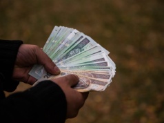 Tanie kredyty w rolnictwie — aktualne programy BGK i MRiRW 2025