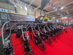 Nexat jeszcze nigdy nie był tak szeroki. Z tym siewnikiem zasieje 500 ha kukurydzy dziennie