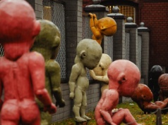 Mówią o nich "ołowiane dzieci" lub "ołowiane eurosieroty". Tajemnica strasznych figurek w Szopienicach