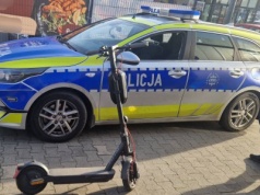 Poszukiwany wpadł podczas rutynowej kontroli, bo jechał hulajnogą elektryczną